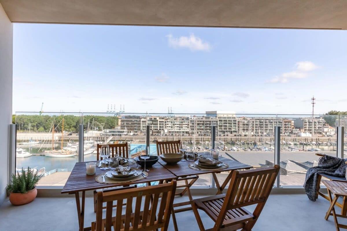 Huswell - Lovely New Apartment At The Harbor + Parking Bruges Extérieur photo